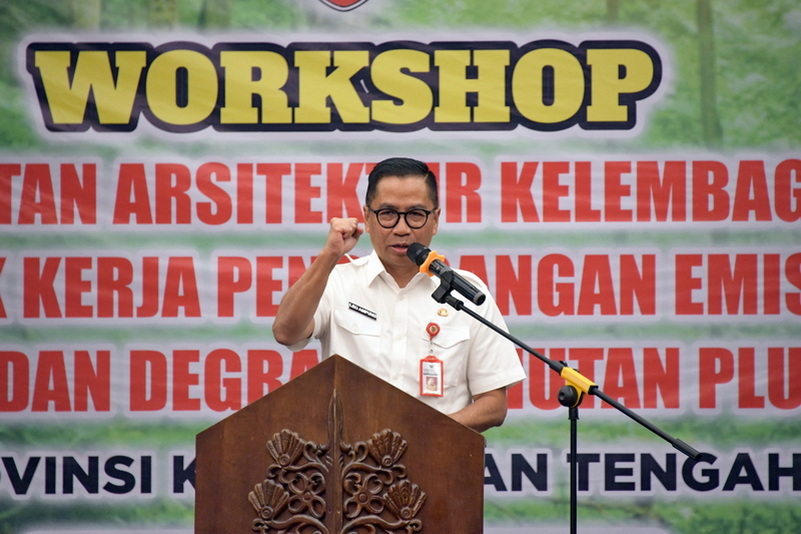 Kepala Bappedalitbang Prov. Kalteng Buka Workshop Penguatan Arsitektur Kelembagaan Kelompok Kerja Pengurangan Emisi dari Deforestasi dan Degradasi Hutan Plus (REDD+) Provinsi Kalimantan Tengah